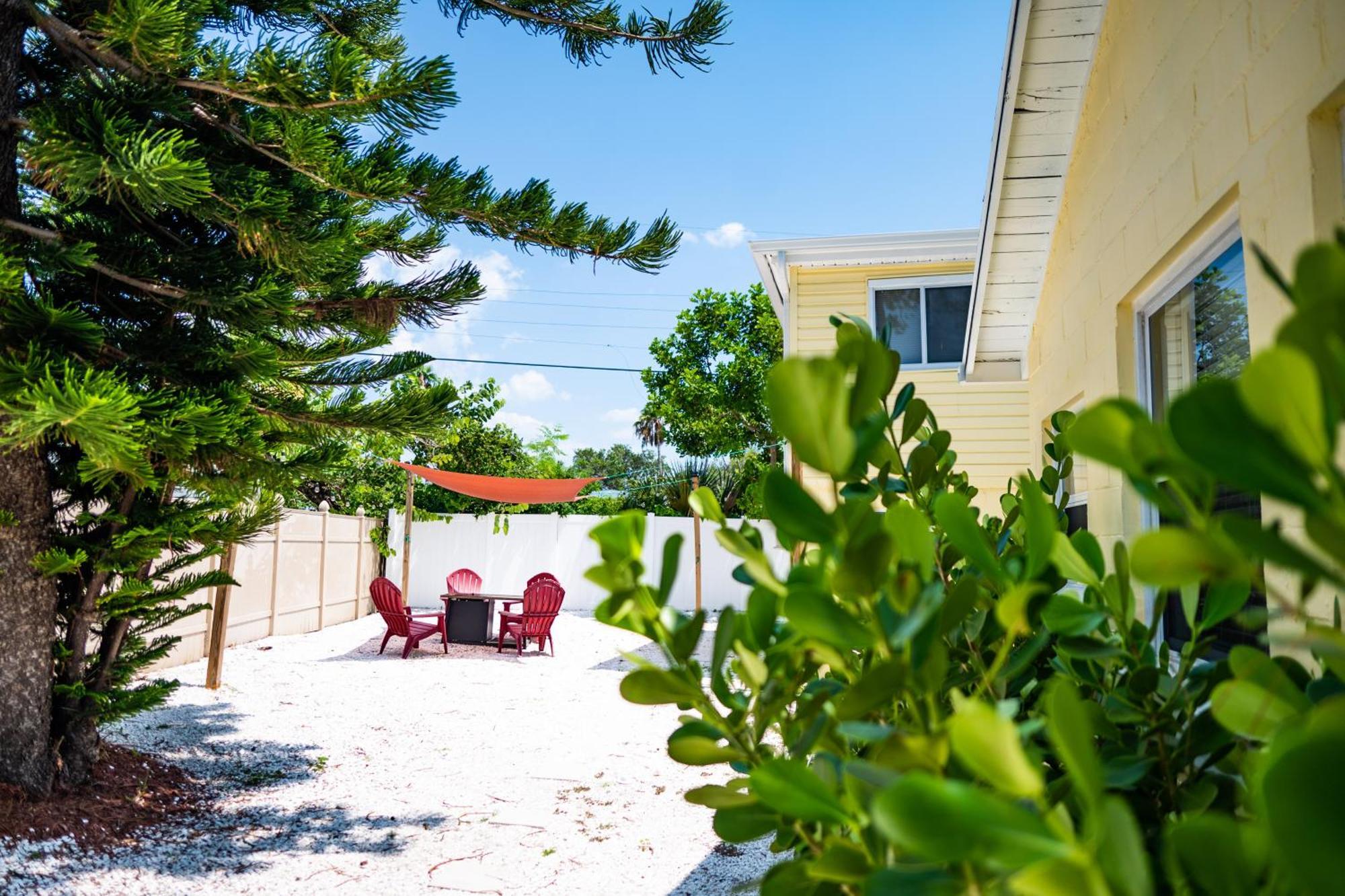 Sun-Drenched 1Br Apt - 5Min Walk To Beach Clearwater Beach Exterior photo